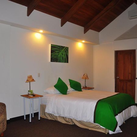 Legacy Boutique Hotel Quesada  Δωμάτιο φωτογραφία